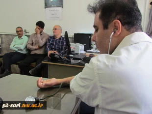 آزمایش فشار خون از کارکنان، اساتید و دانشجویان به مناسبت روز جهانی فشار خون 3
