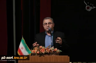 هادی قاسمی، رئیس آموزشکده فنی و حرفه‌ای شماره 2 ساری
برگزیده نخستین همایش مجمع عالی نخبگان منطقه مرکز مازندران 8